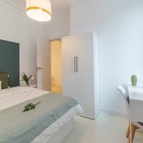 Private room for rent for €620 per month in Madrid, Calle de Santa Teresa