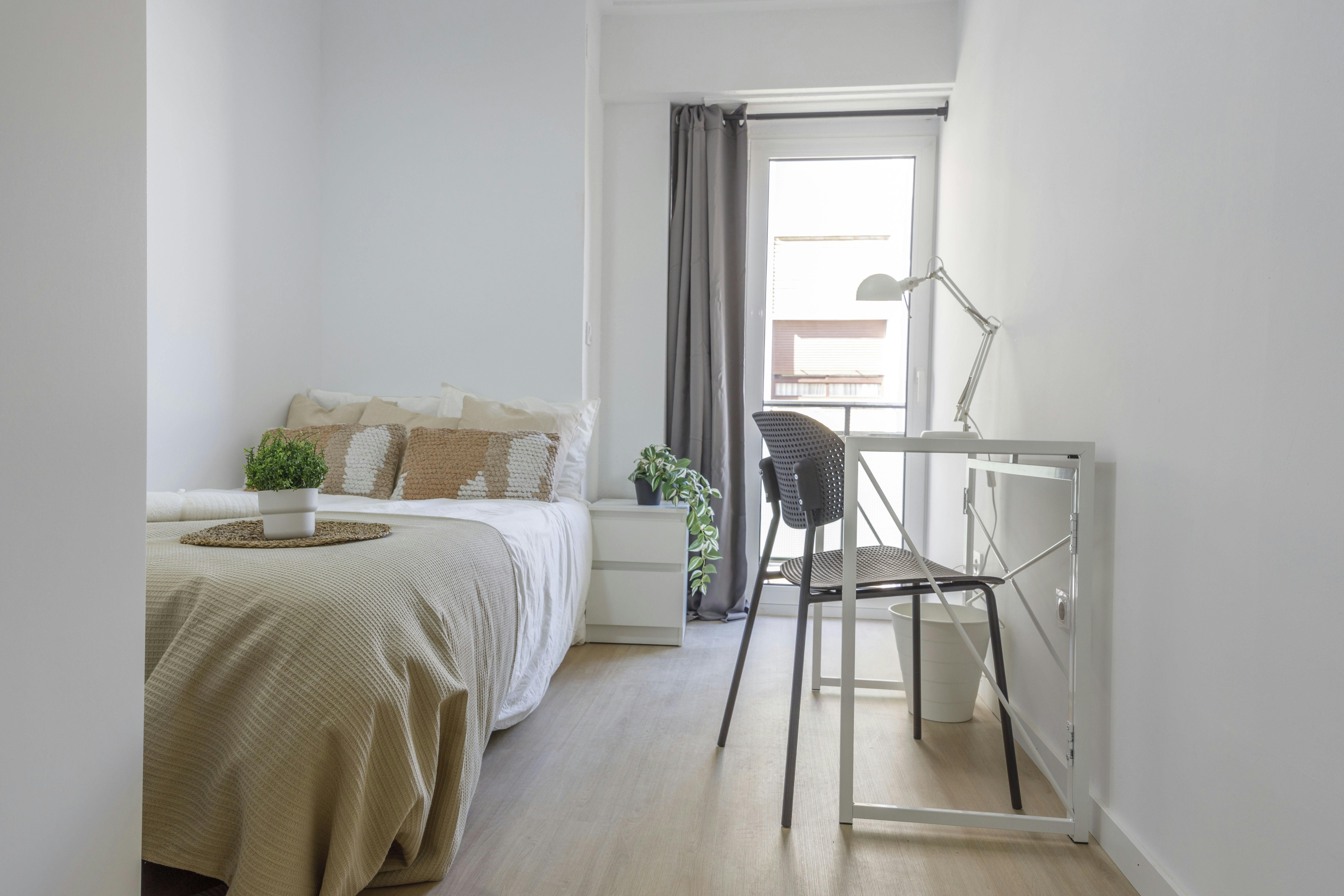 Carrer de la Vila de Muro, Valencia Valencia