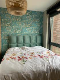 Private room for rent for €1,050 per month in Rotterdam, Laan op Zuid