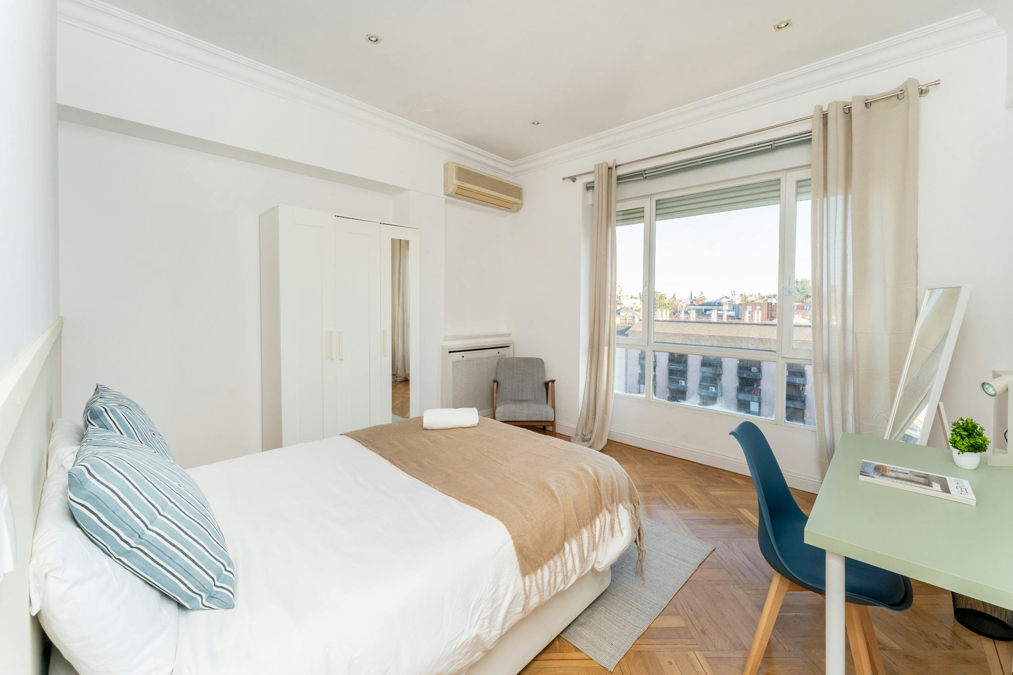 Paseo de la Habana, Madrid preview