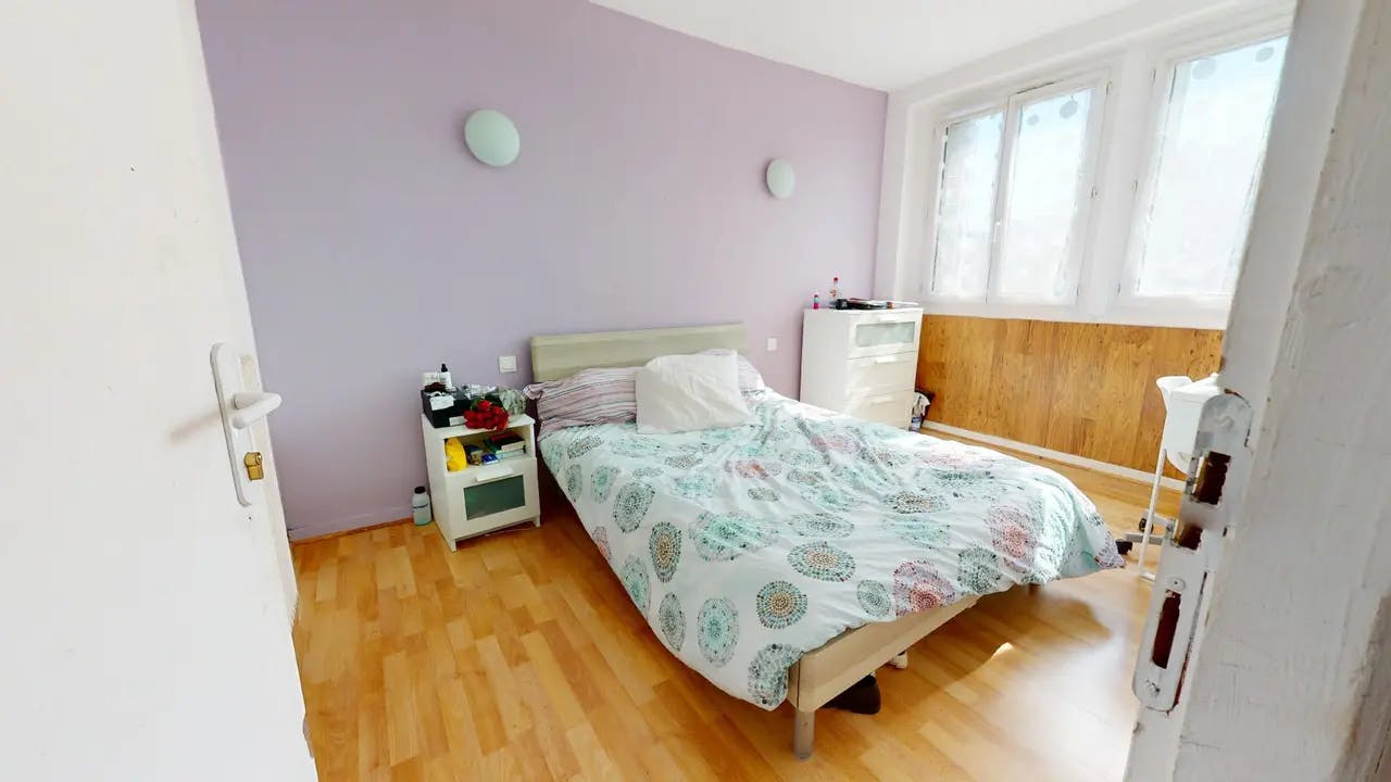 Private room in Boulevard de Larramet, Toulouse (1487530) room image 1