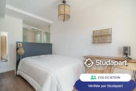 私人房间 正在以 €645 的月租出租，其位于 Aix-en-Provence, Cours Gambetta