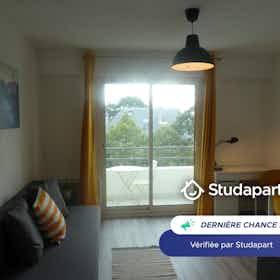 Wohnung zu mieten für 450 € pro Monat in Cholet, Rue Alphonse Darmaillacq