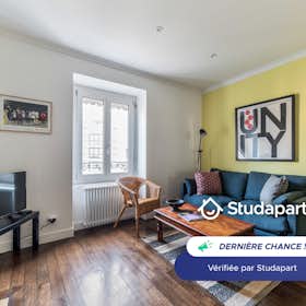 Apartment for rent for €1,350 per month in Lyon, Rue de la Rize