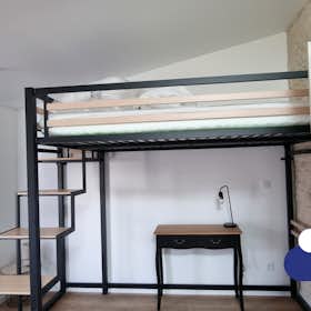 Wohnung for rent for 620 € per month in Niort, Rue du 24 Février