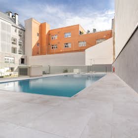 Apartment for rent for €2,310 per month in Madrid, Calle de Salamanca