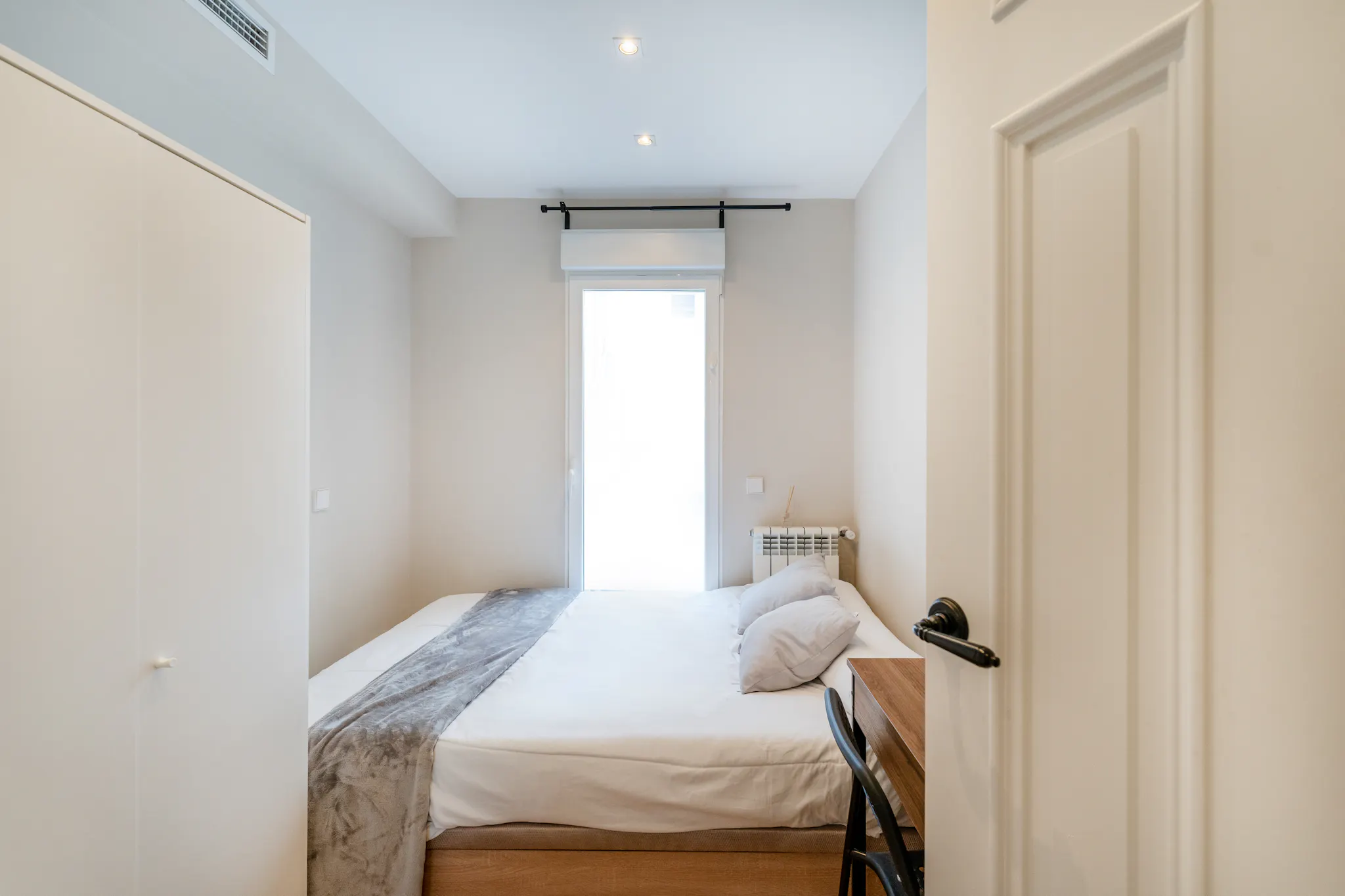 Calle de Colmenares, Madrid preview