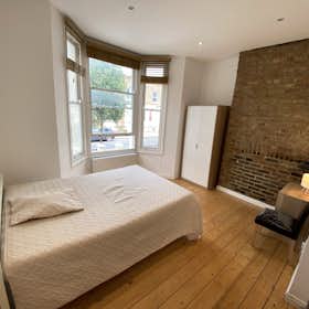 Private room for rent for £1,146 per month in London, Lydford Road