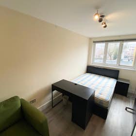 Private room for rent for £940 per month in London, Wycombe Road