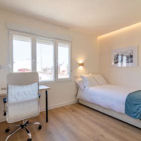 Private room for rent for €650 per month in Valencia, Avinguda del Cardenal Benlloch