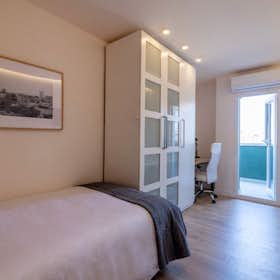 Private room for rent for €665 per month in Valencia, Avinguda del Cardenal Benlloch