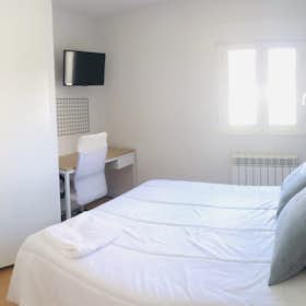 私人房间 正在以 €425 的月租出租，其位于 Salamanca, Calle de la Esperanza