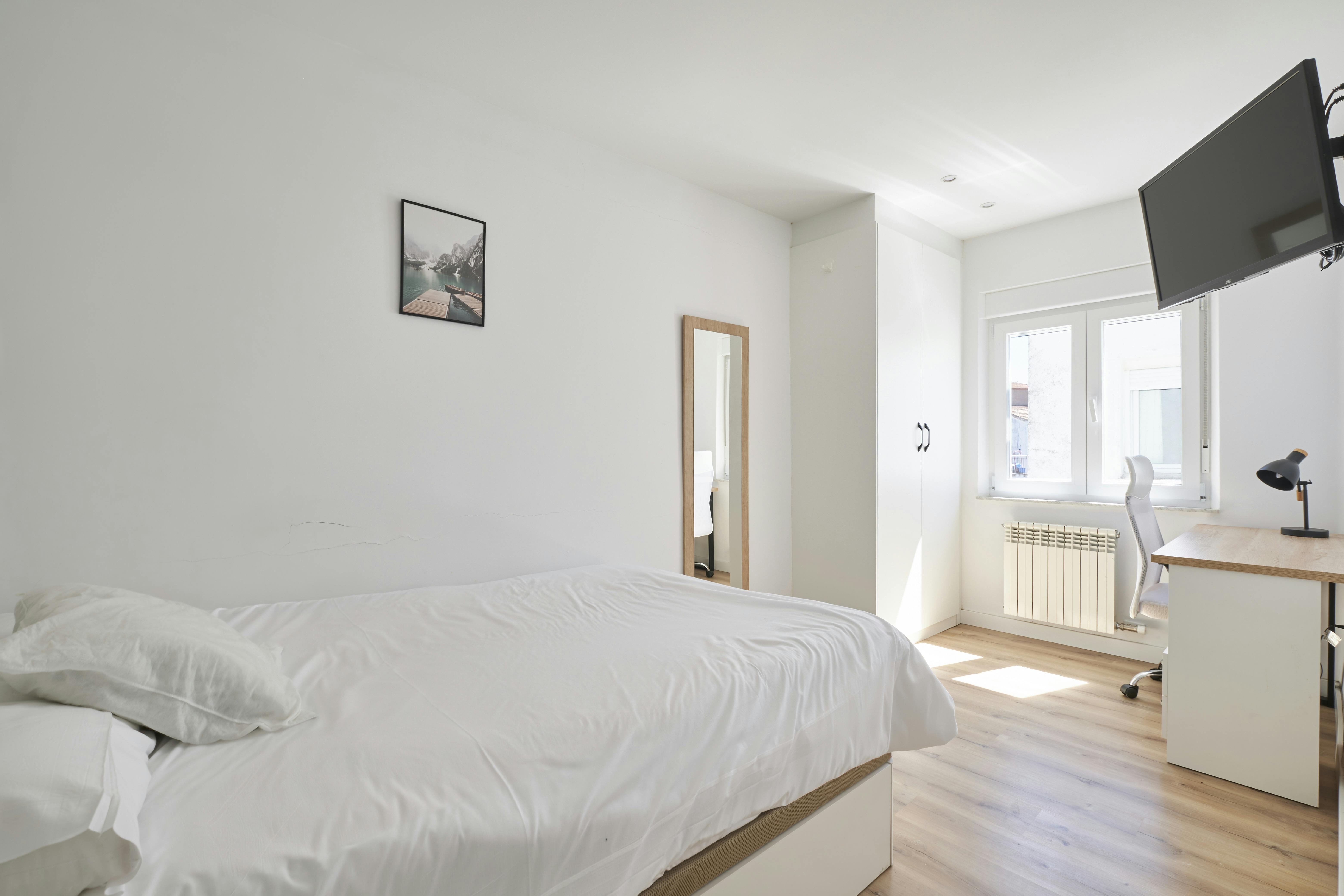 Private room for rent for €445 per month in Salamanca, Calle Pintores