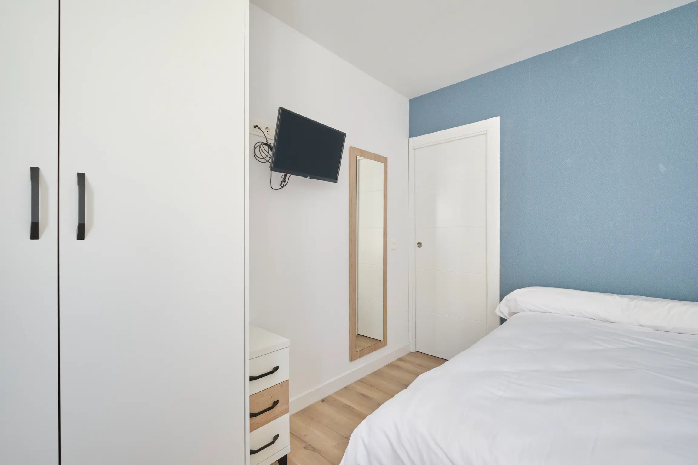 Private room in Calle Pintores, Salamanca 1