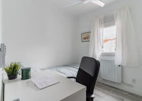 Приватна кімната за оренду для 360 EUR на місяць у Madrid, Calle de Santa Florencia