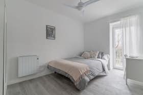 Приватна кімната за оренду для 450 EUR на місяць у Madrid, Calle de Santa Florencia
