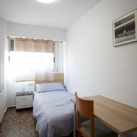 Private room for rent for €460 per month in Valencia, Avenida Amado Granell Mesado