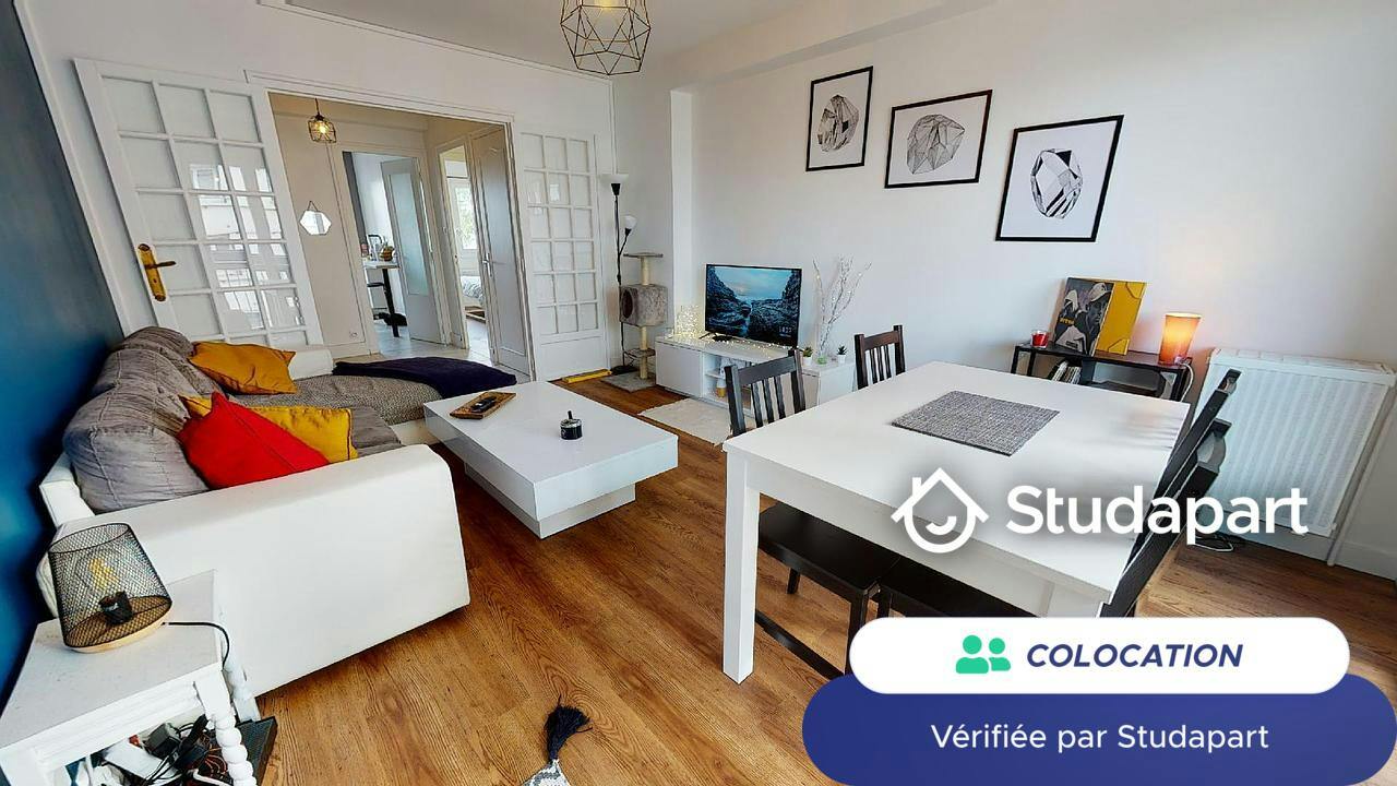 Private room for rent on Rue Pierre Delore, Lyon - Vue 5