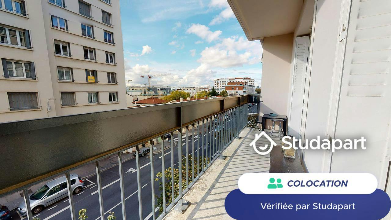 Private room for rent on Rue Pierre Delore, Lyon - Plus