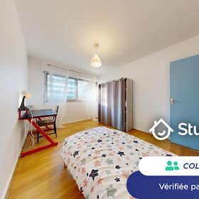 Отдельная комната сдается в аренду за 410 € в месяц в Clermont-Ferrand, Rue Chateaubriand