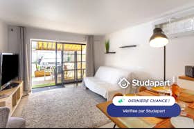 Квартира сдается в аренду за 550 € в месяц в Six-Fours-les-Plages, Corniche de Solviou