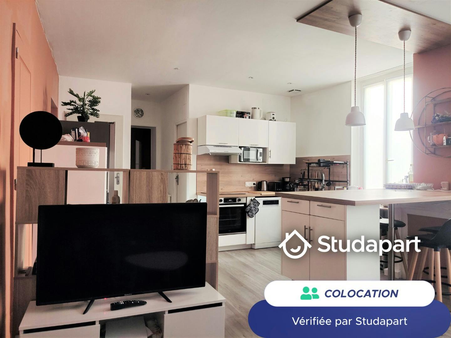 Cameră privată de închiriat pentru 380 EUR pe lună în Béziers, Place Pierre Semard