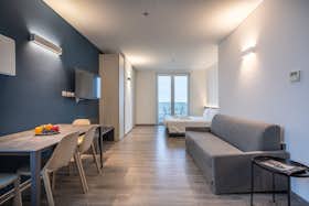Monolocale in affitto a 1.600 € al mese a Venice, Via Torino