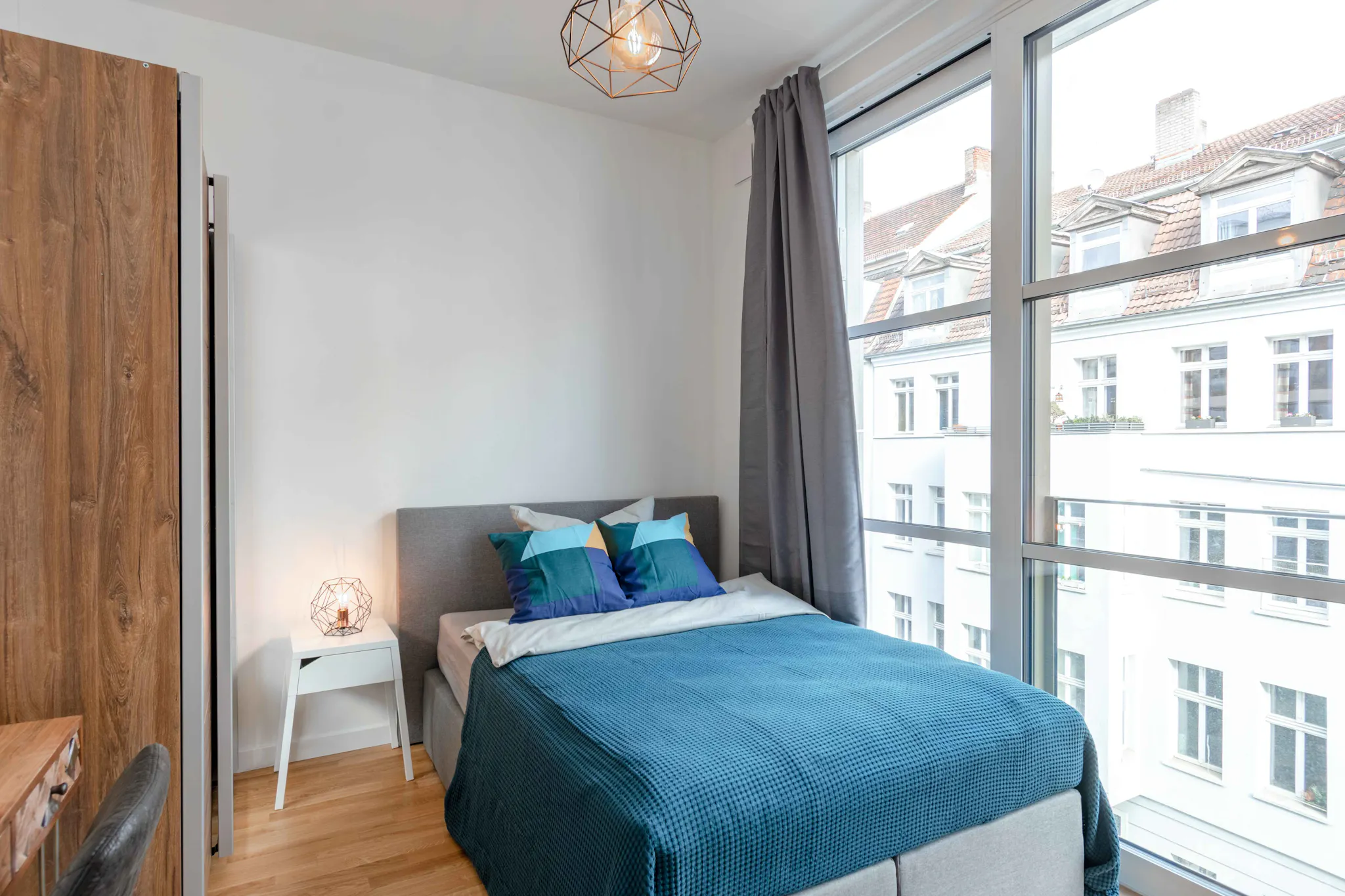 Linienstraße, Berlin preview