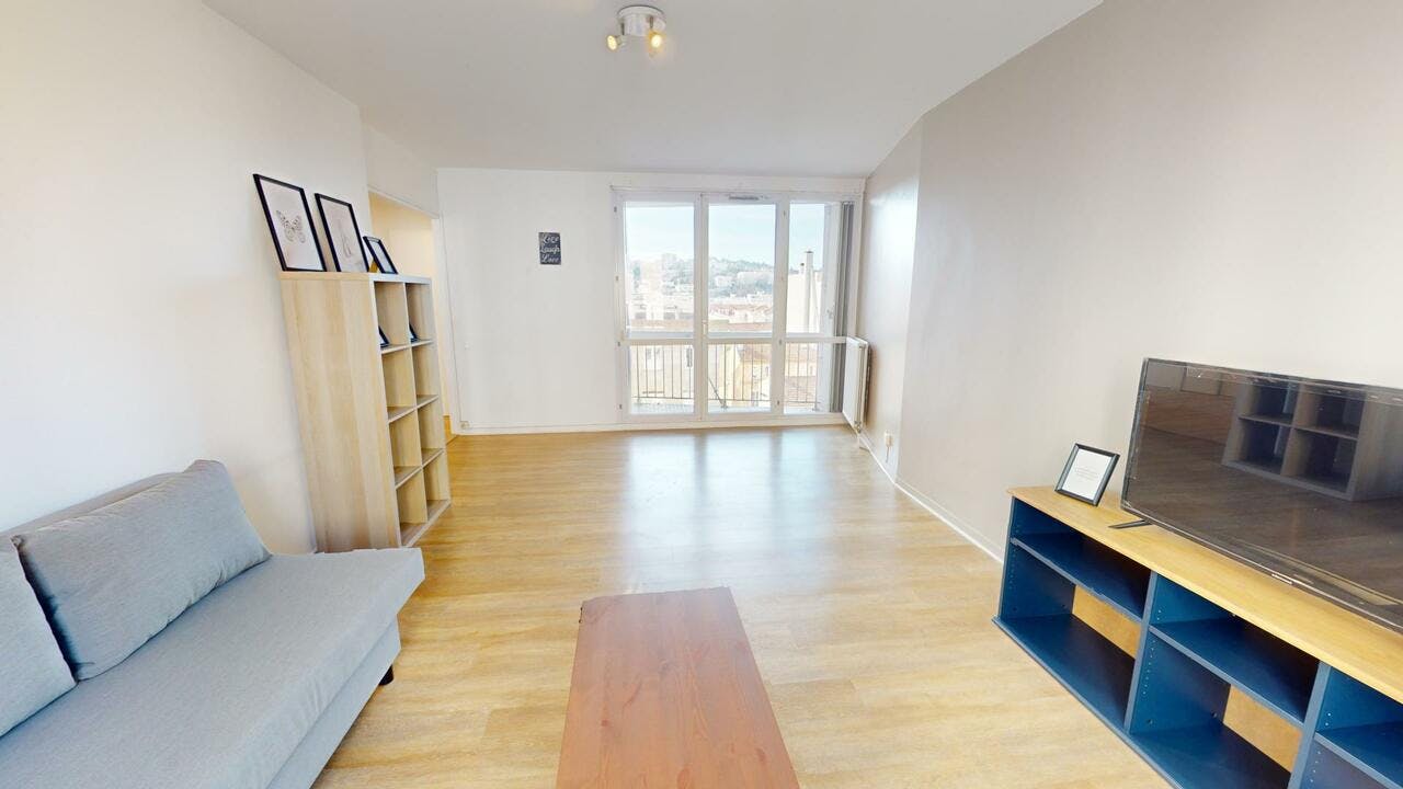 Apartment for rent on Boulevard Valbenoîte, Saint-Étienne – pohled 5