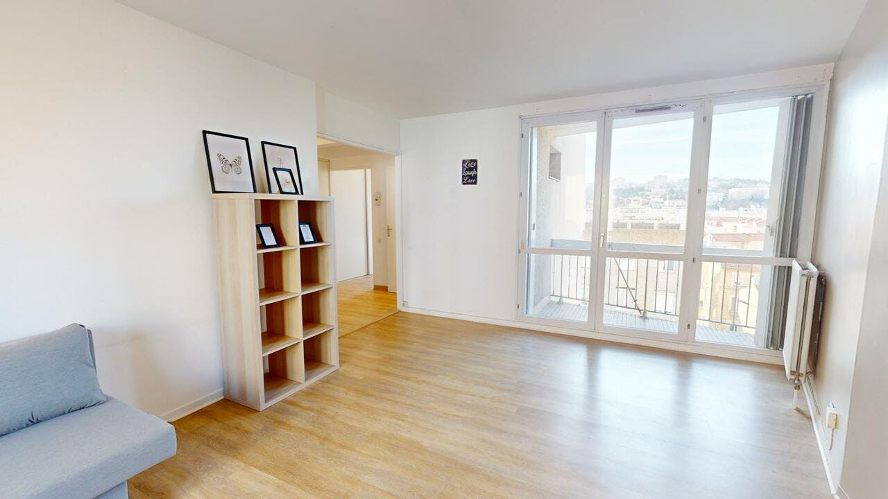 Apartment for rent on Boulevard Valbenoîte, Saint-Étienne – pohled 4
