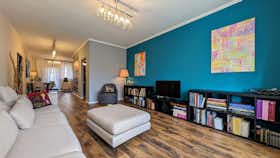 Appartement à louer pour 2 540 €/mois à Frankfurt am Main, Mailänder Straße