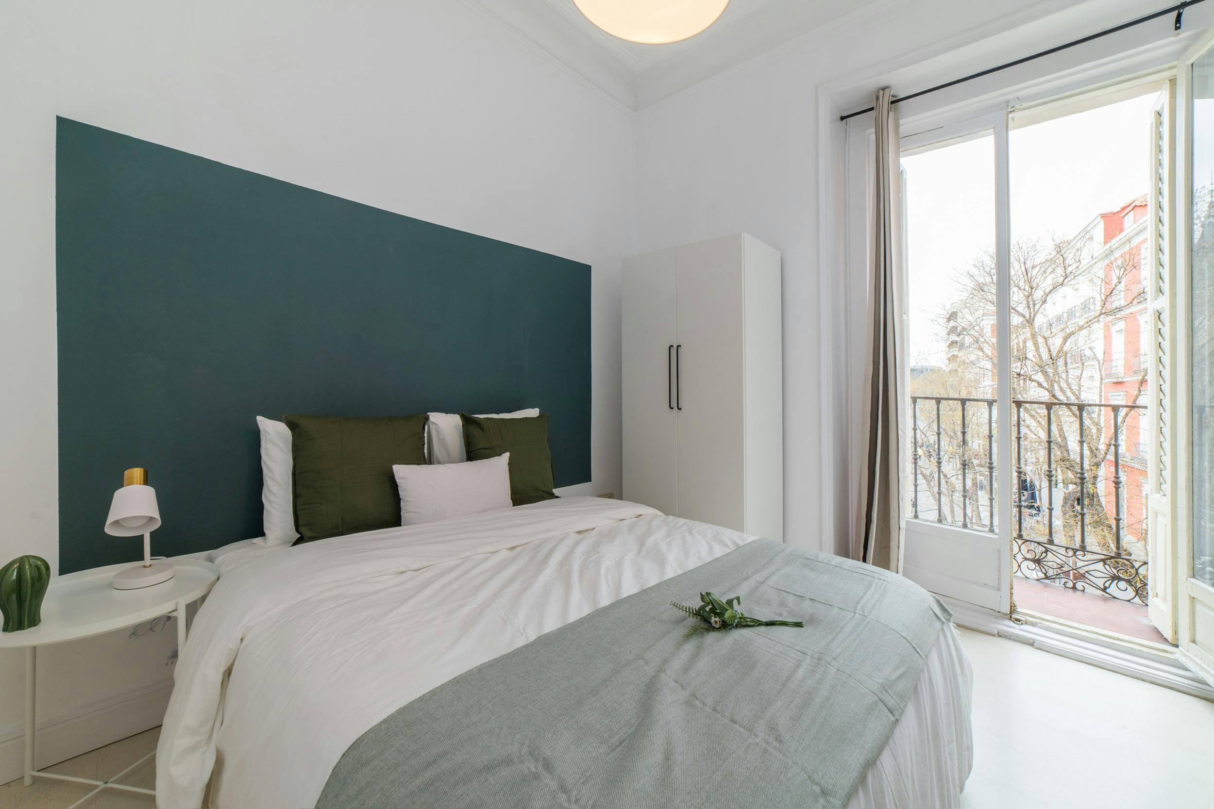 Calle de Santa Teresa, Madrid preview