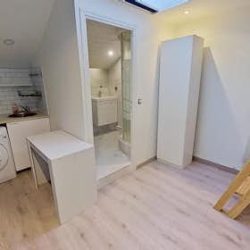 Studio for rent for 450 € per month in Le Havre, Rue Boieldieu