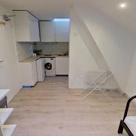 单间公寓 正在以 €450 的月租出租，其位于 Le Havre, Rue Boieldieu