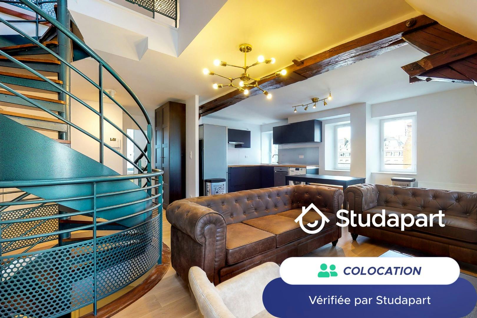 Private room for rent for €355 per month in Orléans, Rue de la Bretonnerie