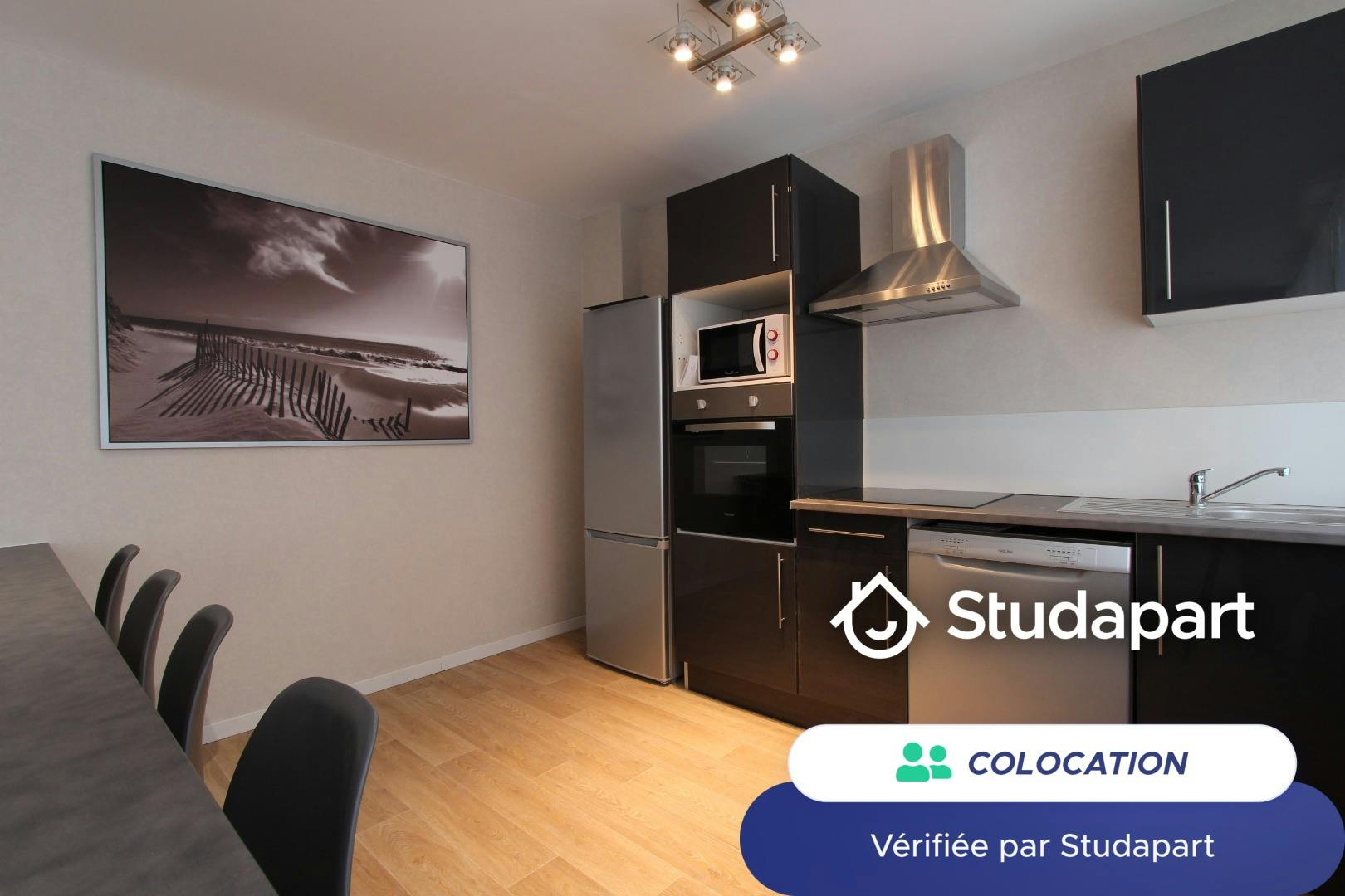 Private room for rent on Rue du Molinel, Lille – pohled 6