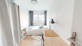 Private room for rent for €442 per month in Mons-en-Barœul, Rue du Maréchal Lyautey