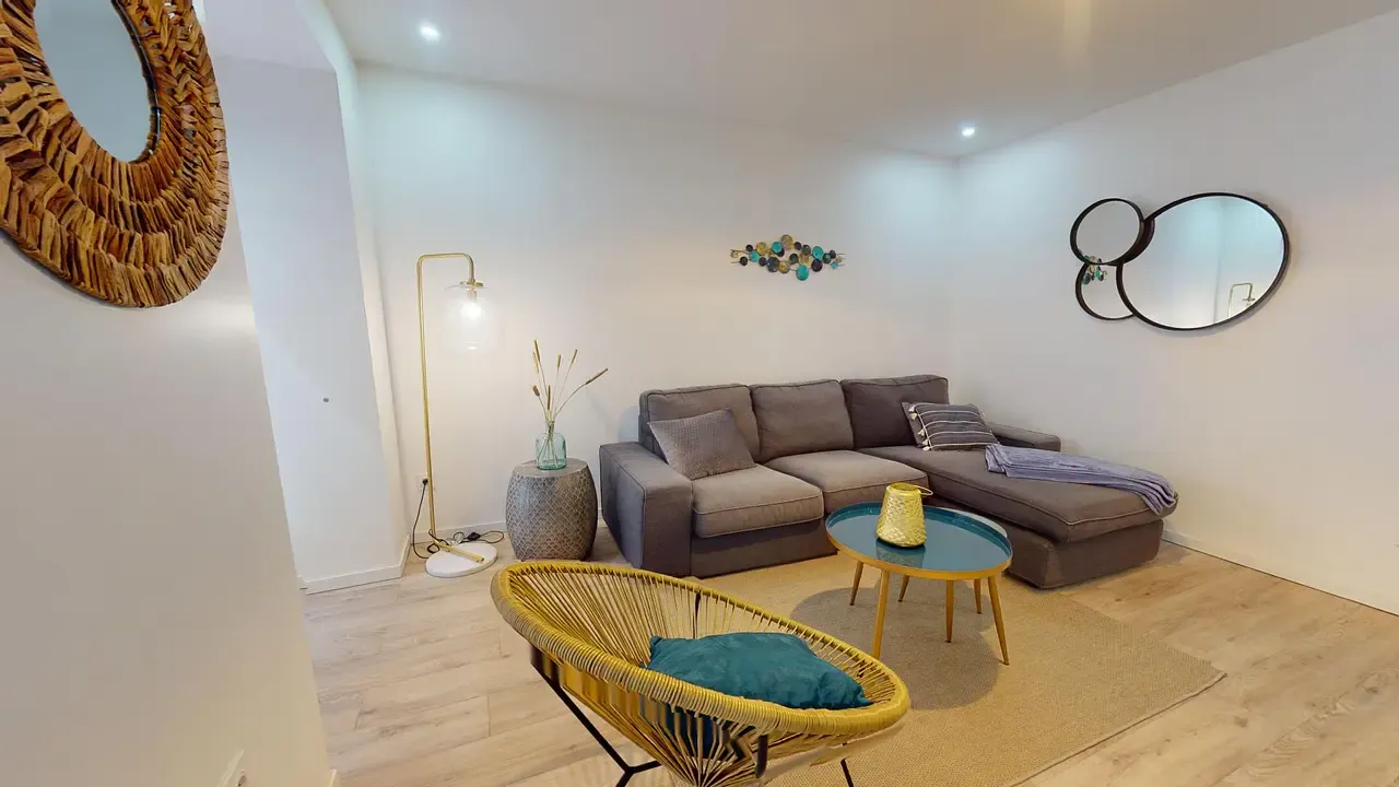 3-Bedroom Apartment in Rue Jules Ledin, Saint-Étienne (1488870) ROOM 1
