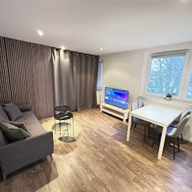 Mieszkanie do wynajęcia za 1800 € miesięcznie w mieście Oberursel (Taunus), Eisenhammerweg