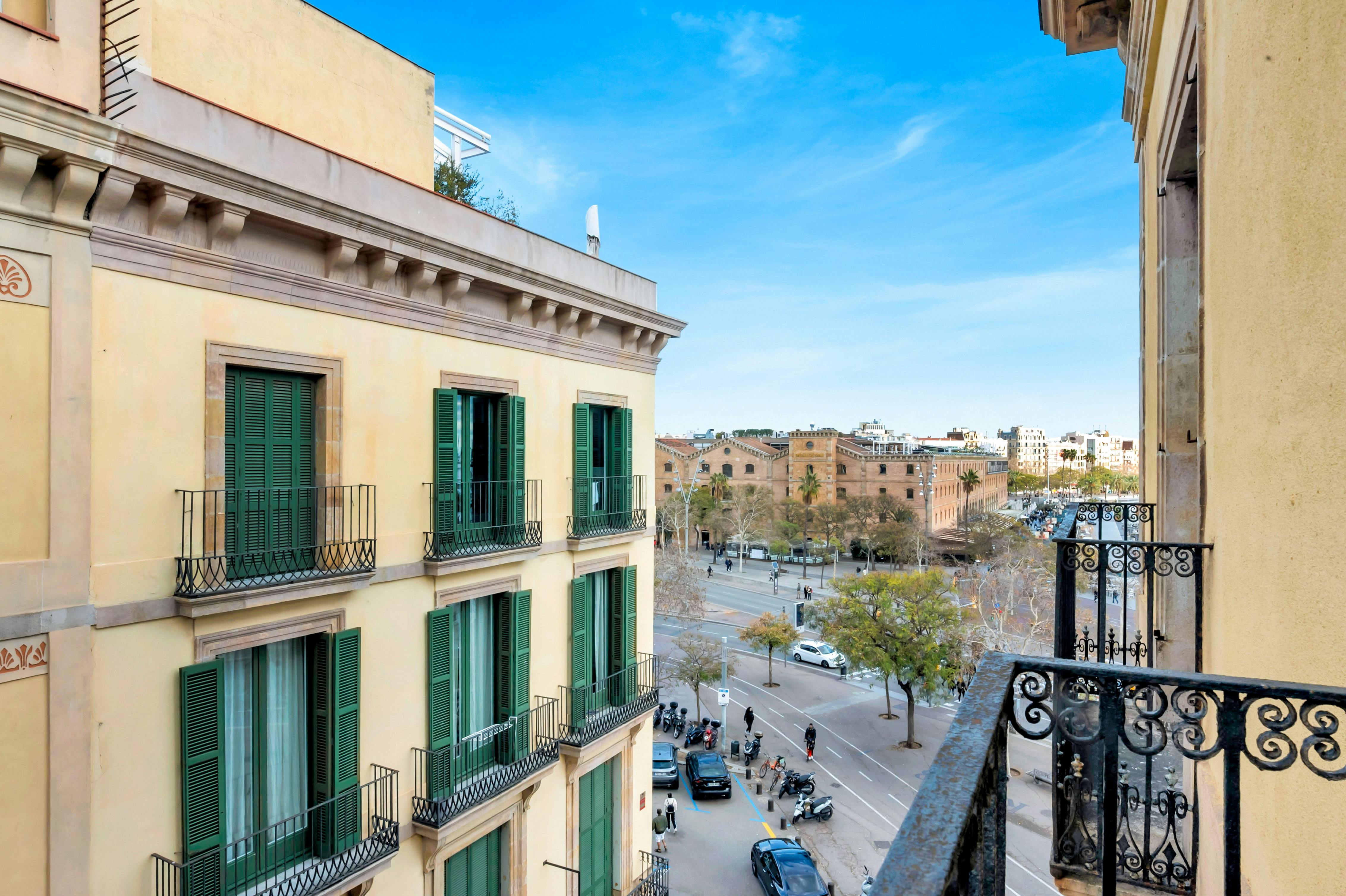 preview gallery tile