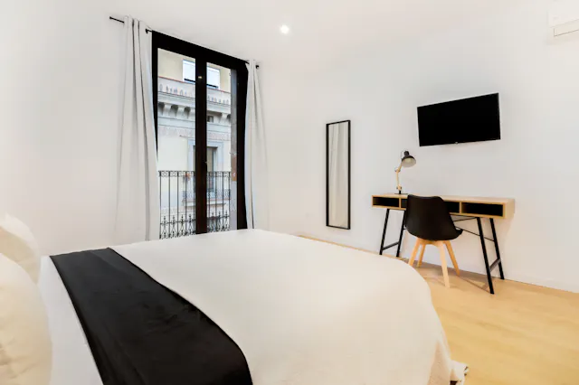 Private room in Carrer de la Reina Cristina, Barcelona (1488935) room image 2