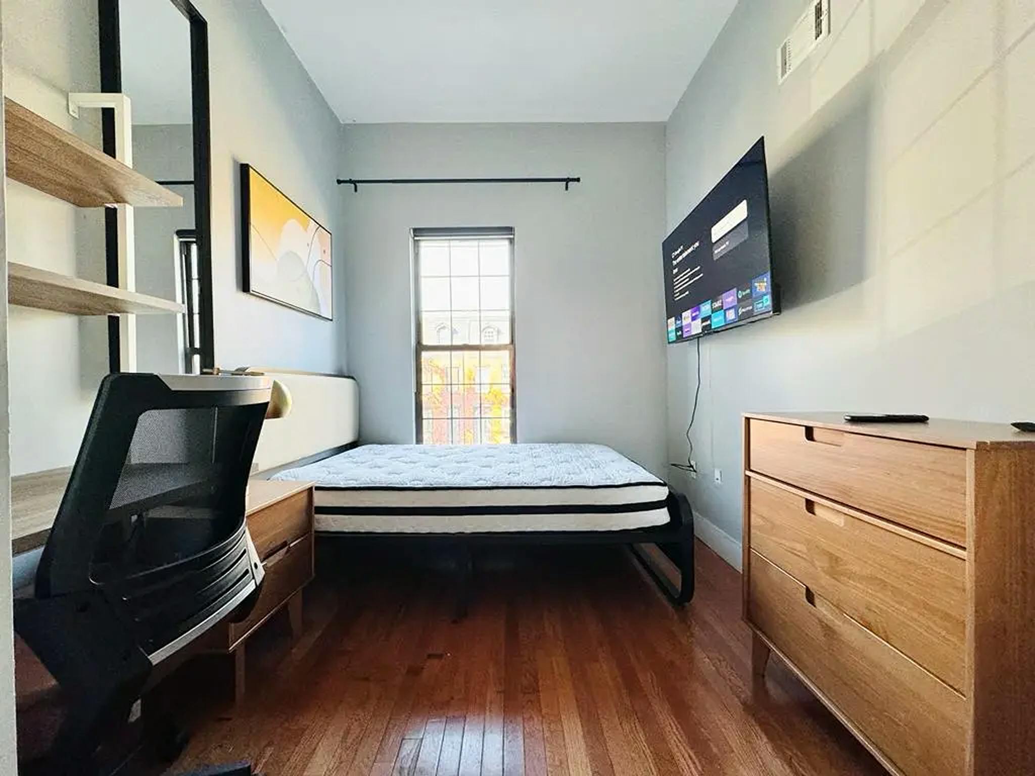 Van Buren St, Brooklyn, NY preview