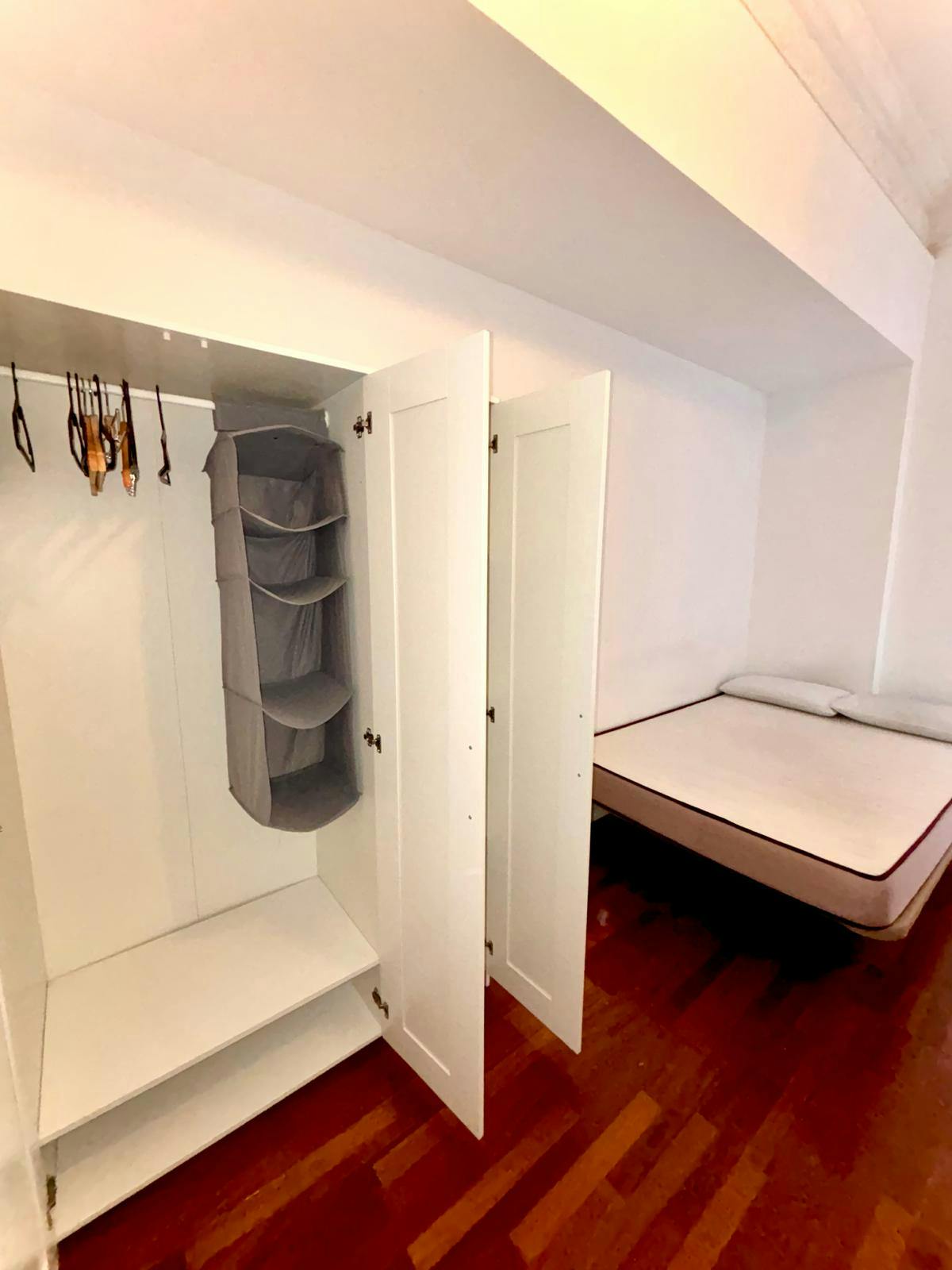 Carrer de Mallorca, Barcelona preview