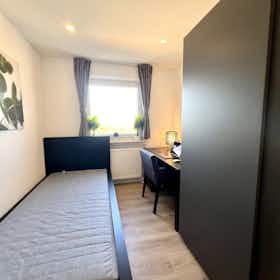 Отдельная комната сдается в аренду за 800 € в месяц в Munich, Bunsenstraße