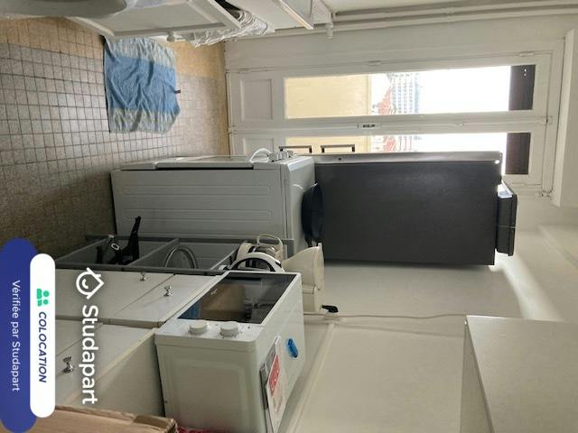Private room for rent on Boulevard Lascrosses, Toulouse - Vue 5