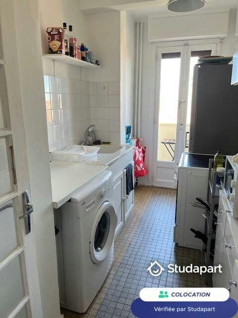 Private room for rent on Boulevard Lascrosses, Toulouse - Plus