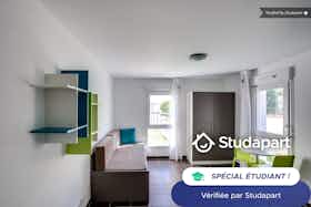 Private room for rent for €550 per month in Rennes, Boulevard Volney
