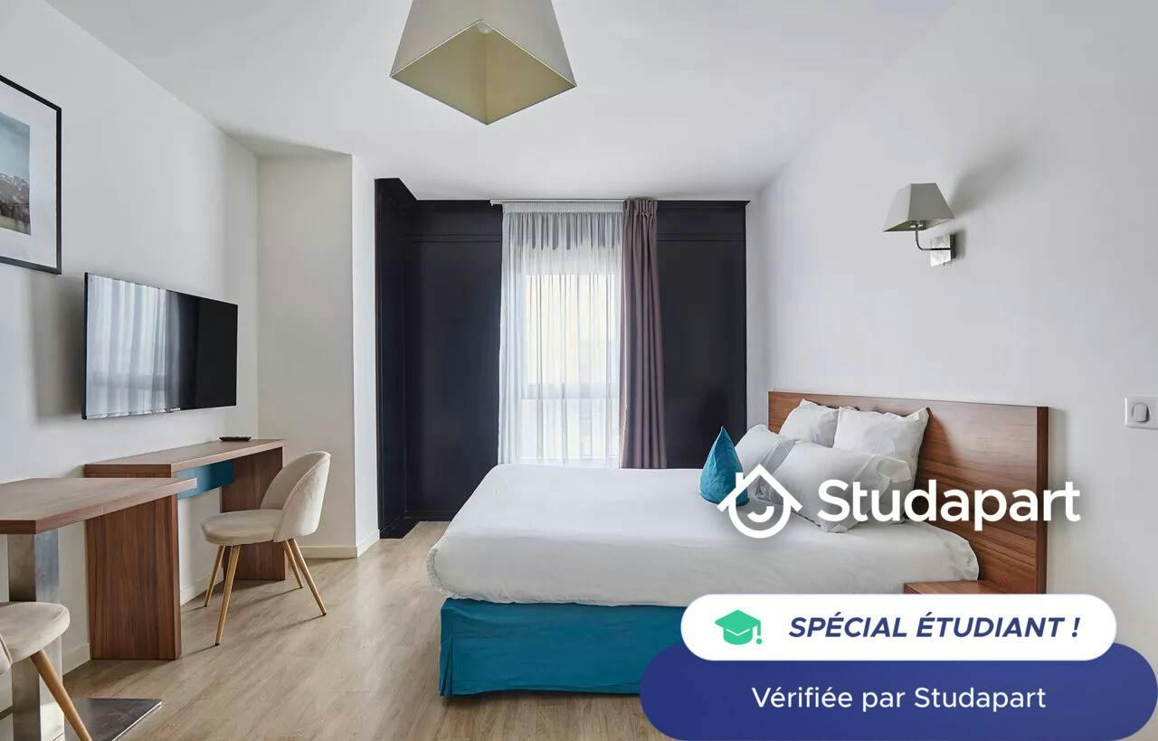 Pièce à Rueil-Malmaison