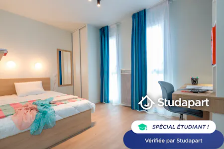 Private room for rent on Rue Charles Laffitte, Le Havre, Le Havre