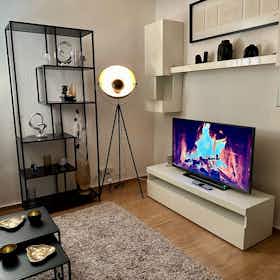 Wohnung zu mieten für 1.650 € pro Monat in Köln, Aachener Straße